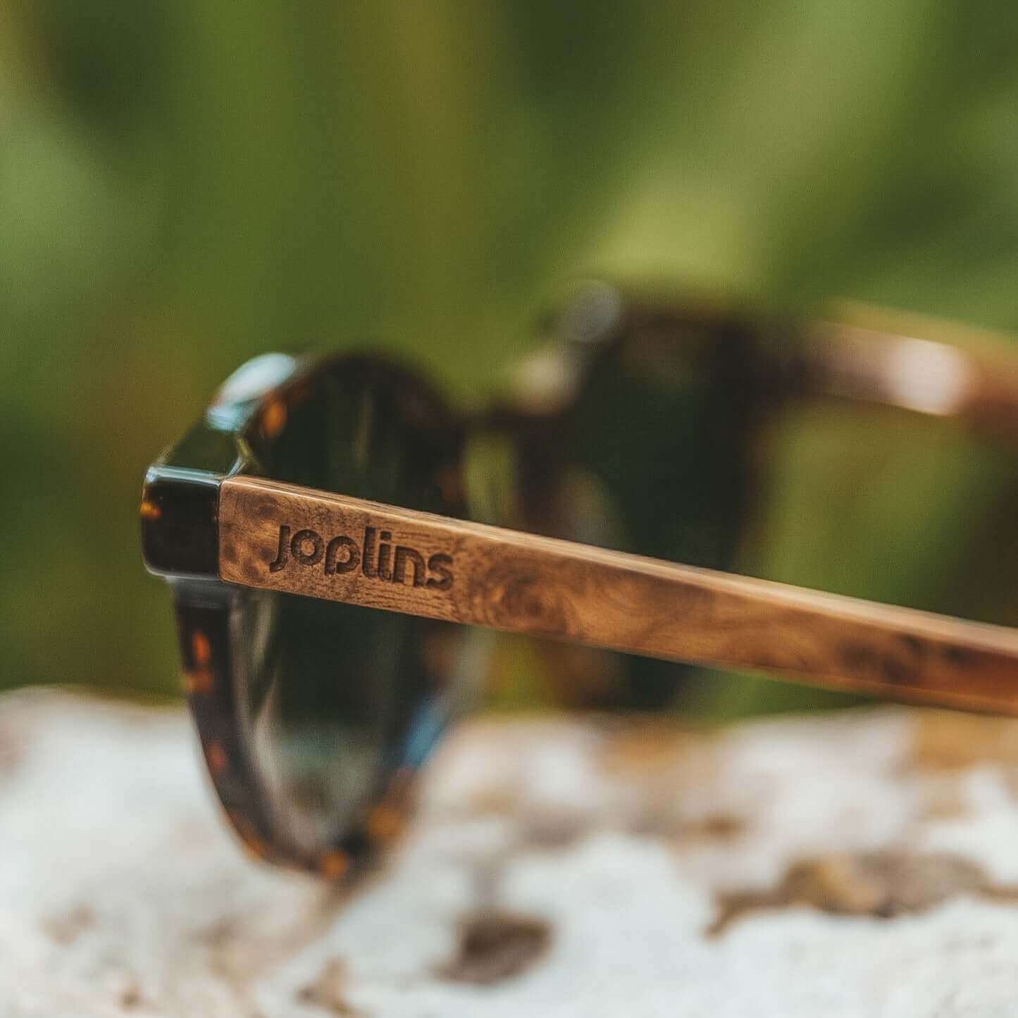 Ganges - Unisex Wood and Bio Acetate Sunglasses - Gafas Y Gafas